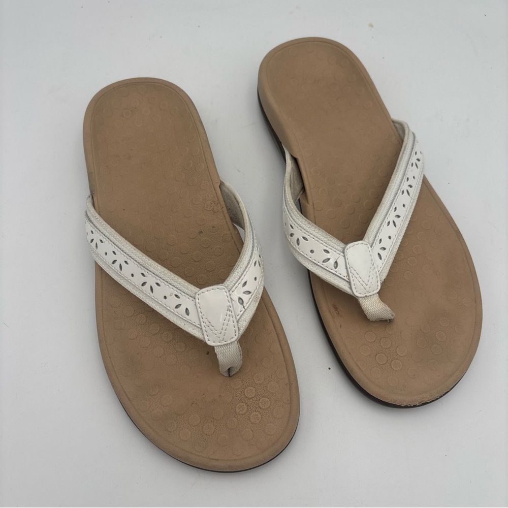 Vionic White and Tan Sandals for Women - Picture 2 of 7